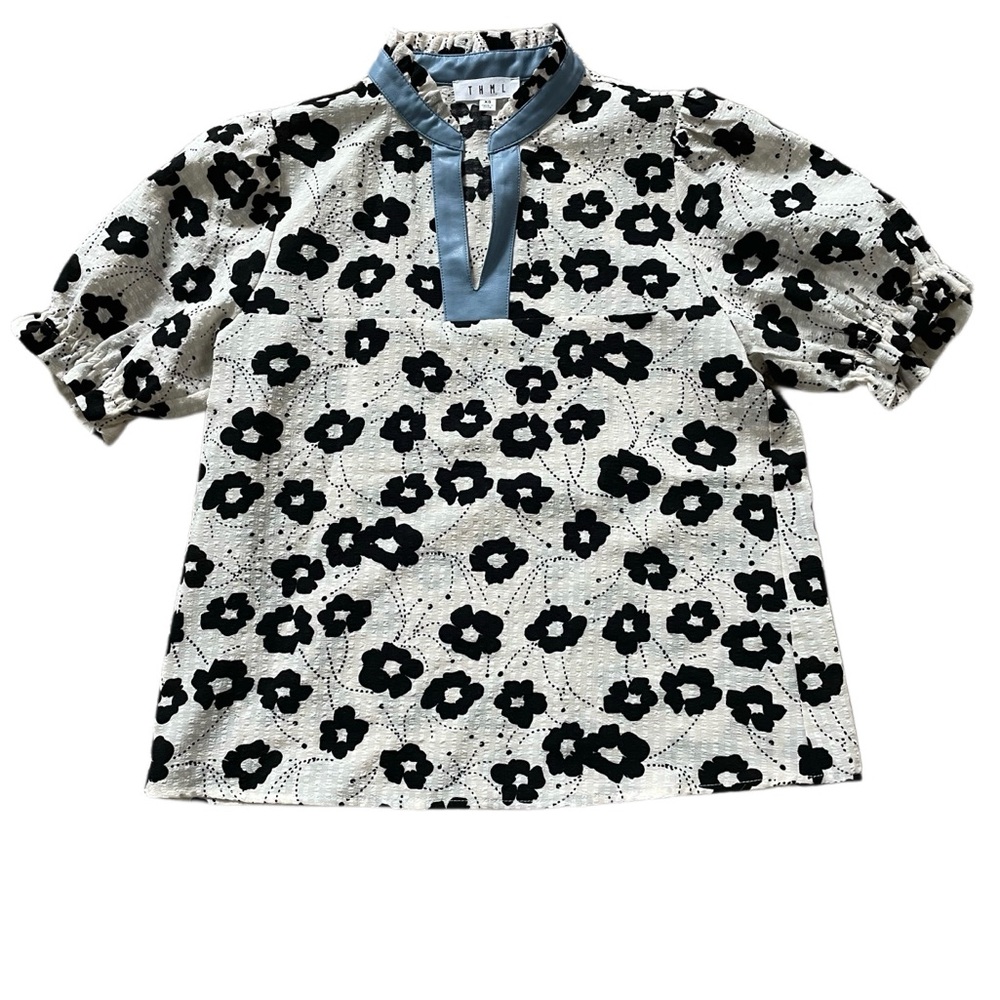 THML Women’s Black and White Floral Blouse